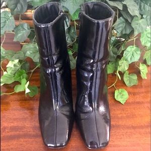 Liliana boots